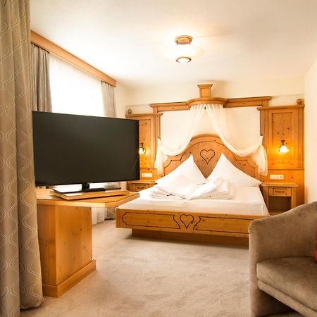 Hotel Ишгъл Стая снимка